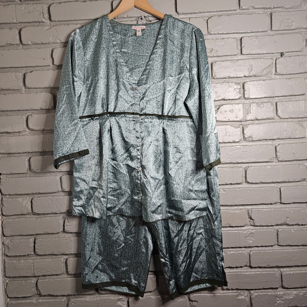 Donna Nadeau Pajama Set Large Blue Green Leaf Print Satin Button Top Crop Pants